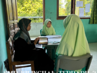 Evaluasi Komprehensif Santri SMP Bilingual Terpadu 2 dalam Munaqosyah Program STE dan SKT