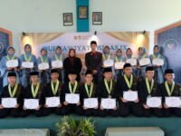 Apresiasi Lulusan Terbaik pada Purnawiyata Kelas IX Angkatan Incredior Generation